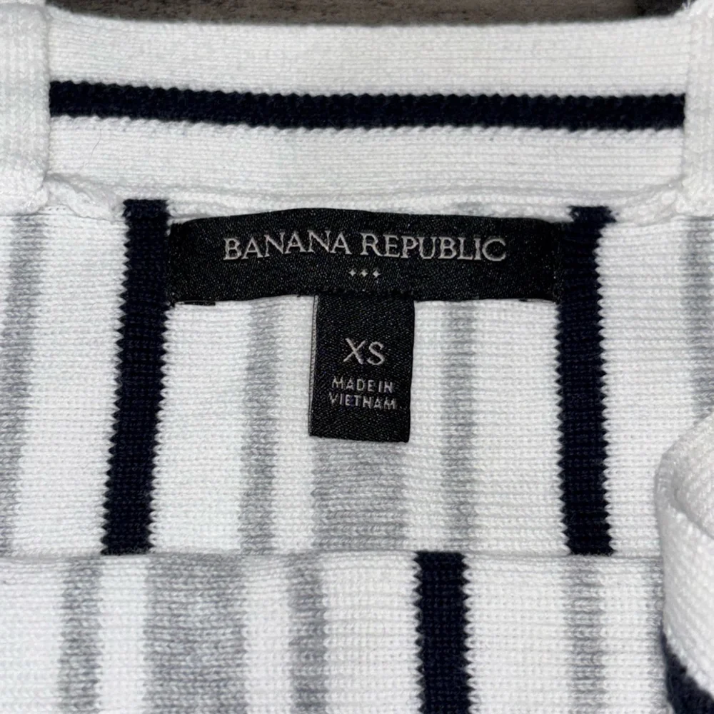 Banana Republic Black White Cotton Sweater Knit Peplum Ruffle Tank Top SZ XS​ - Picture 5 of 7